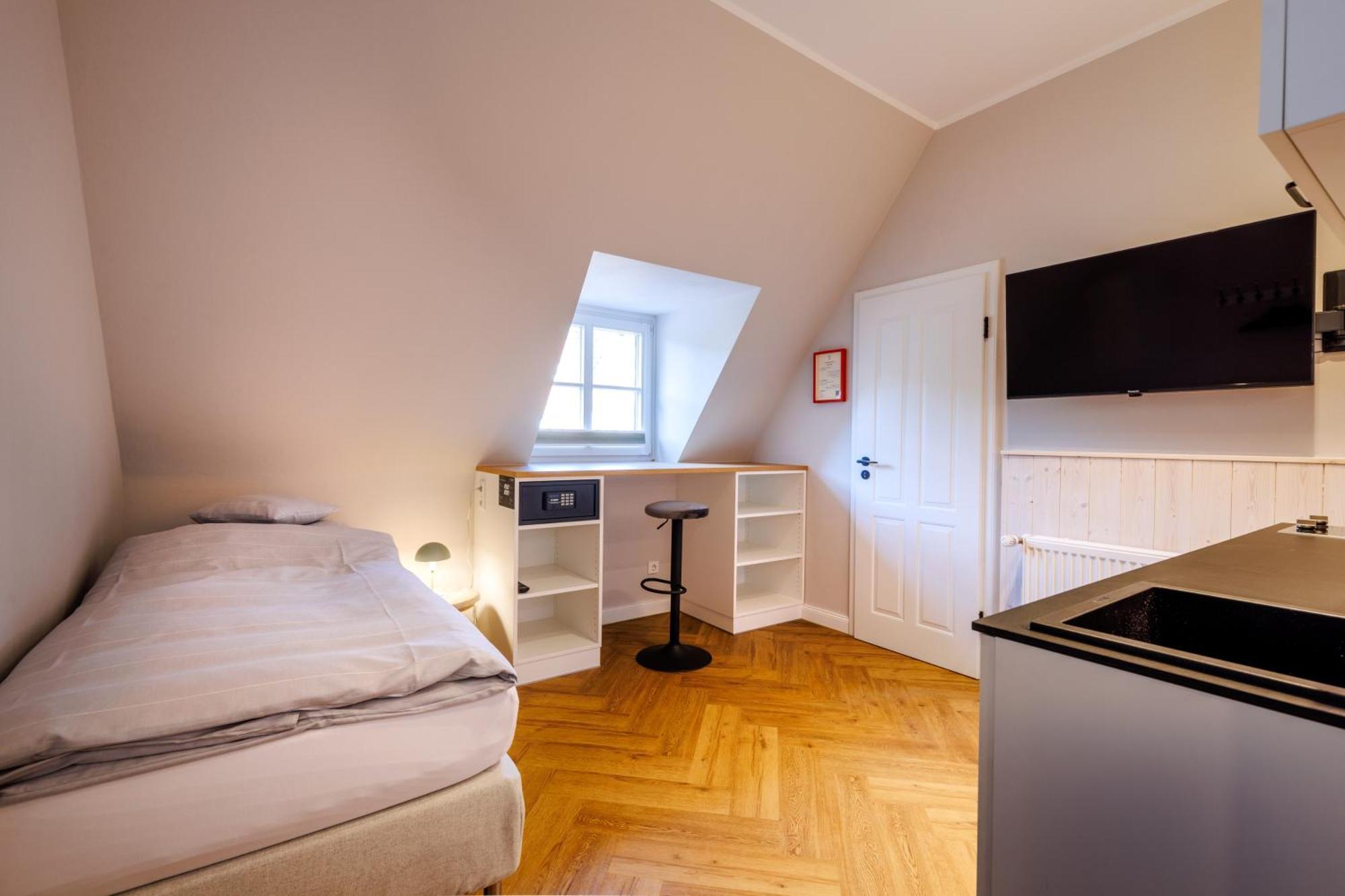 Logierhaus Rheintoreins Рес Екстер'єр фото