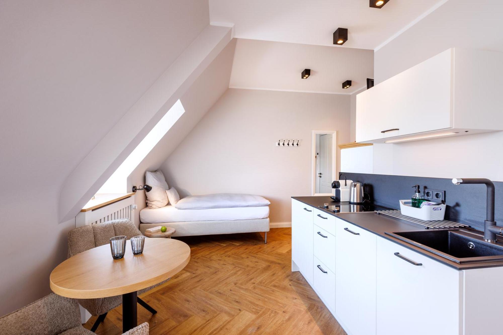 Logierhaus Rheintoreins Рес Екстер'єр фото