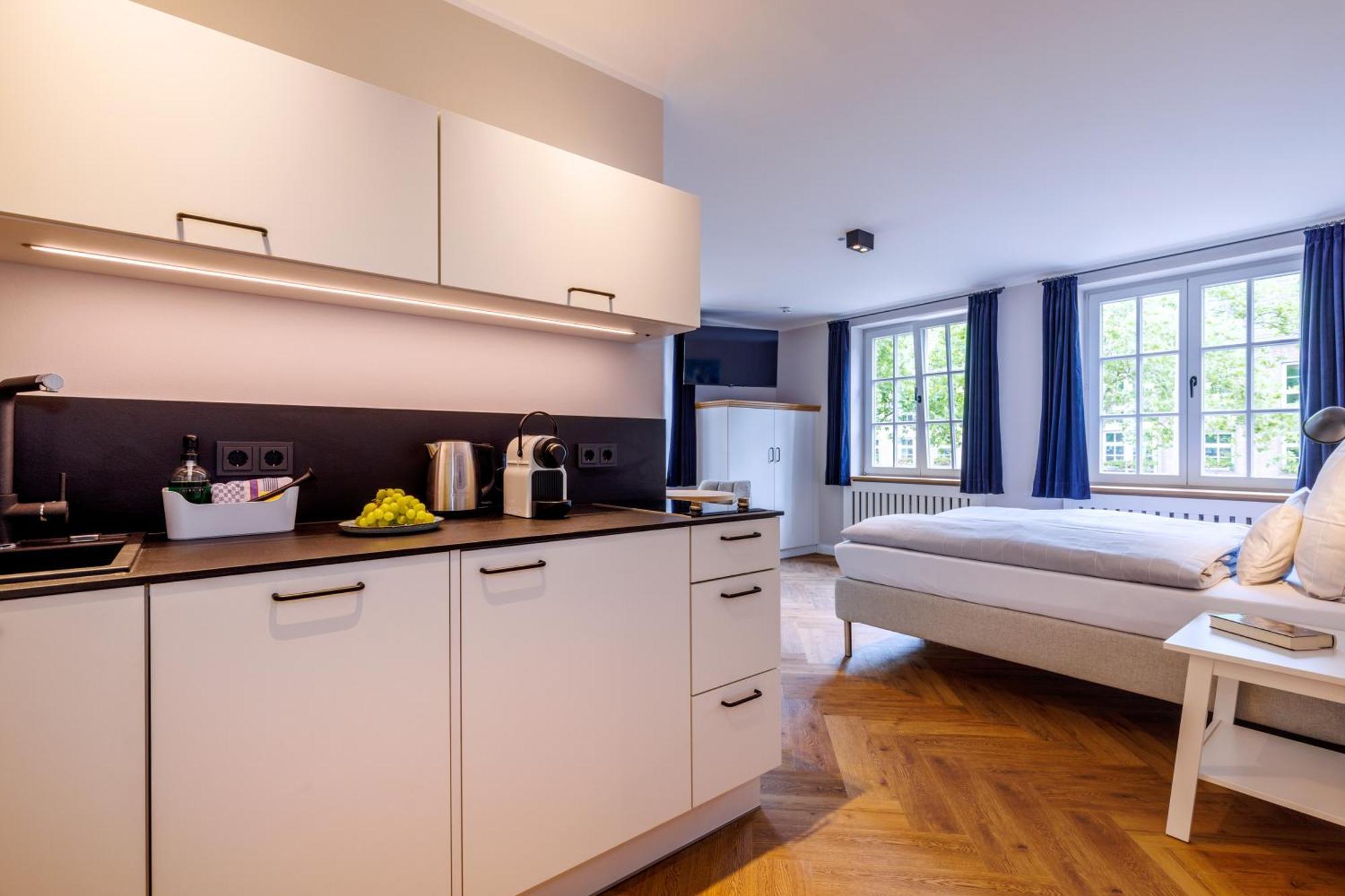 Logierhaus Rheintoreins Рес Екстер'єр фото